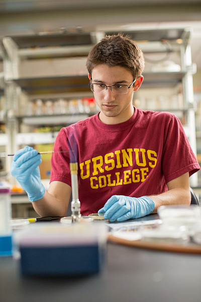 Dominic Castanzo, completed his PhD at the University of California, Berkely, and is now a scientist at Metagenomi in Emeryville, California.