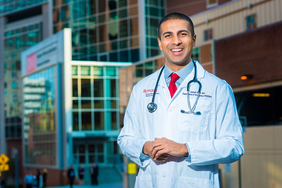 Aakash Shah '10, a Rhodes Scholar and a former member of the board of trustees, was named one of 19 White House Fellows for 2021-2022.