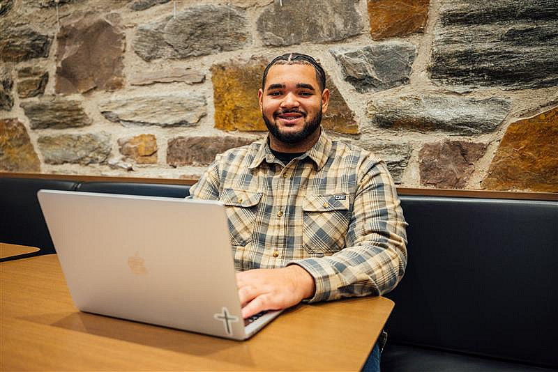 Sean Spinosa '25 was recently awarded a scholarship, valued at over $2,000, which allows him to sit for the Certified Management Accountant