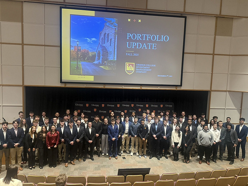 Nearly 100 UCIMCO (UC investment Club) students delivered their end-of-semester Portfolio Updates, and professionalism, research skills, and