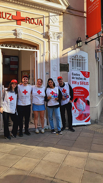 Lizzy Hicks '25 traveled to Argentina where she worked for the Red Cross.