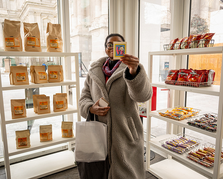 Students in the Arts-in-Action hub head into Philadelphia during Experiential Learning Week to find some art vending machines in the wild an