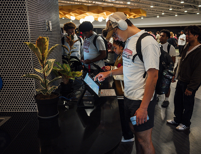 The newly renovated Lower Wismer features new upgrades, mobile ordering, and made-to-order dining options that rotate on a bi-weekly basis.