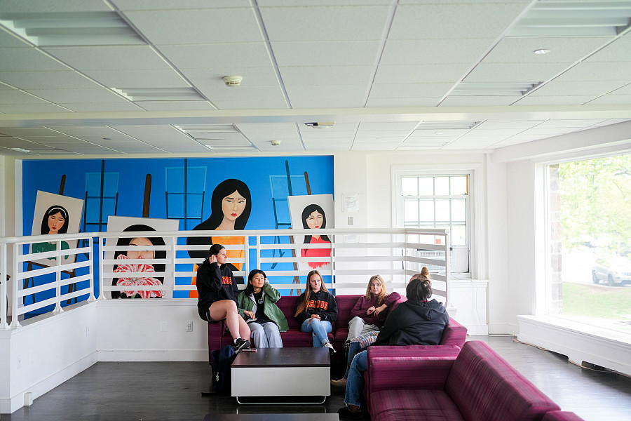 Paisley Lounge at the entrance of BPS is a convenient and welcoming gathering spot for residents of this first year res hall.